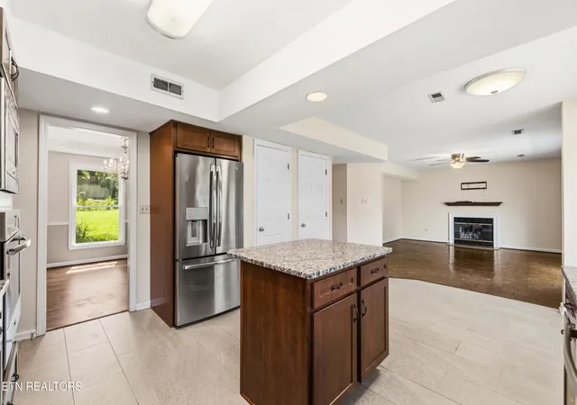 Photo 3 of Sale Pending at 8745 Shoreham Blvd, Knoxville, TN 37922 | MLS# 1352357 | Listing updated on 2026-09-12