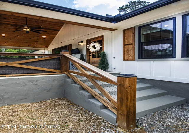 2nd image of 462 Nursery Rd, Dandridge, TN 37725 | MLS# 1352229