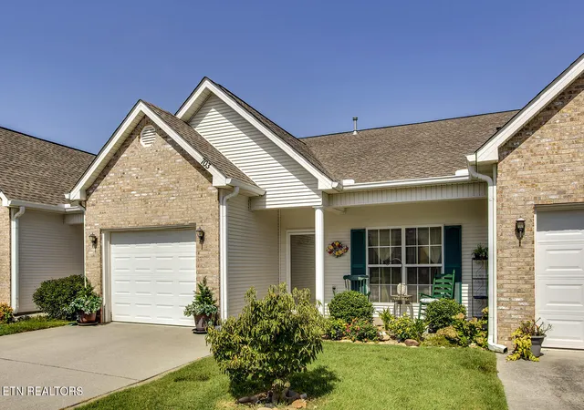 3rd image of 703 Willington Pl, Loudon, TN 37774 | MLS# 1352386