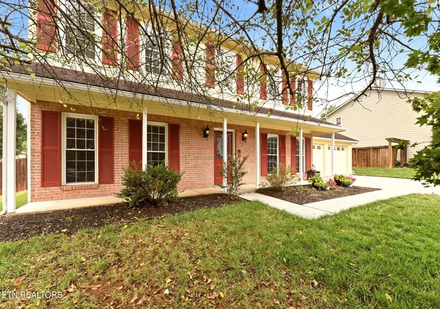 Photo 3 of Sale Pending at 1617 Cheney Rd, Knoxville, TN 37922 | MLS# 1352298 | Listing updated on 2026-08-24