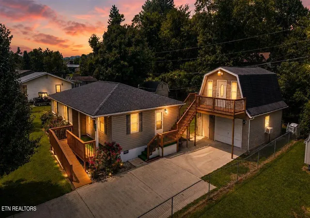 Photo 3 of Sale Pending at 227 Higdon Ln, La Follette, TN 37766 | MLS# 1352536 | Listing updated on 2026-08-24