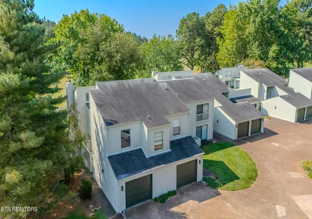 Photo 3 of Condo for sale at 542 Lost Tree Ln, Farragut, TN 37934 | MLS# 1352368 | Listing updated on 2026-09-14