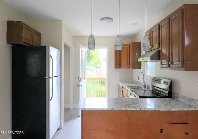2nd image of 4606 Ernestine Dr, Knoxville, TN 37924 | MLS# 1352276