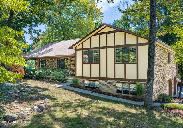1st image of 7504 Wickam Rd, Knoxville, TN 37931 | MLS# 1352443