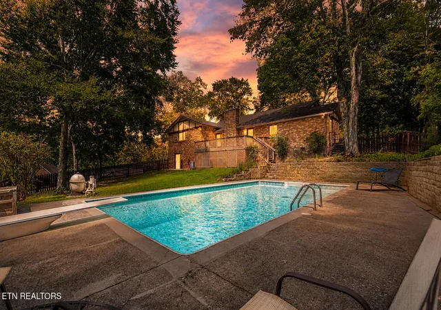 34th image of 7504 Wickam Rd, Knoxville, TN 37931 | MLS# 1352443