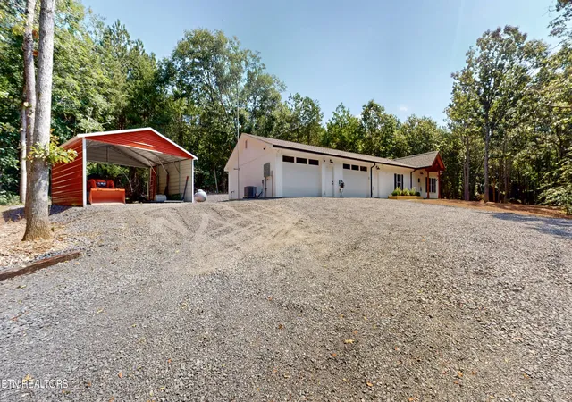 Photo 2 of Single family home for sale at 300 Mcclure Rd, Benton, TN 37307 | MLS# 1352300 | Listing updated on 2026-09-04