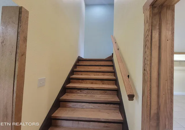 24th image of 709 8th St, Newport, TN 37821 | MLS# 1352320