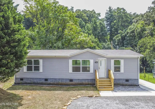 Photo 2 of Single family home for sale at 3140 Haggard Rd, Knoxville, TN 37917 | MLS# 1352440 | Listing updated on 2026-09-16