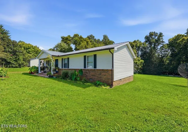 2nd image of 162 W Whitehall Rd, Cookeville, TN 38501 | MLS# 1352390