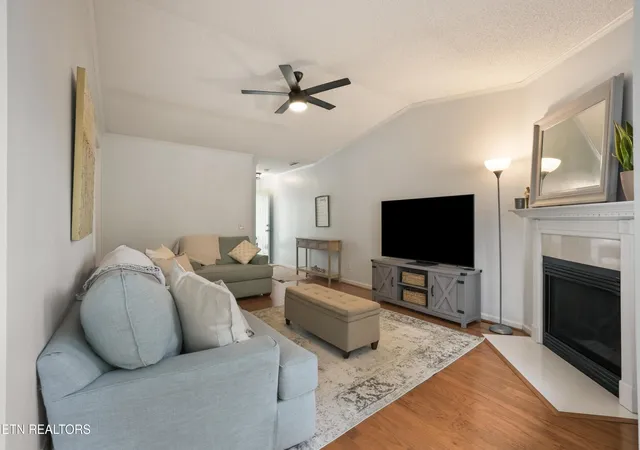 4th image of 1729 Delmonte Wy, Knoxville, TN 37932 | MLS# 1352500