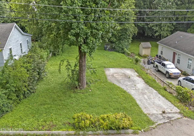 3rd image of 712 Washburn St, Knoxville, TN 37919 | MLS# 1352344