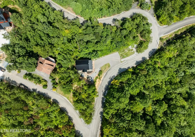 47th image of 1606 Dove Wing Wy, Sevierville, TN 37862 | MLS# 1352370