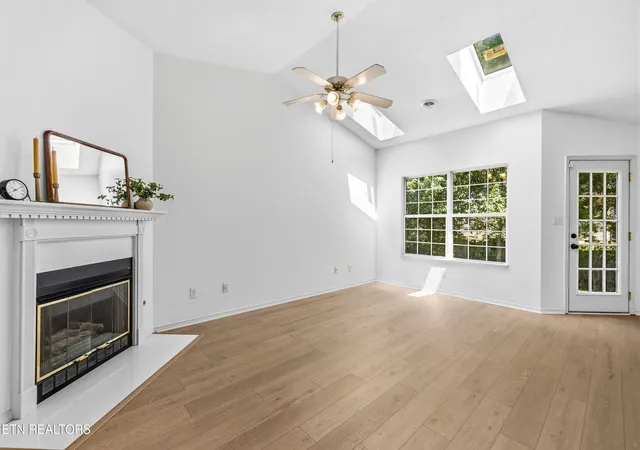 Photo 3 of Sale Pending at 1720 Cape Brittany Way, Knoxville, TN 37932 | MLS# 1352397 | Listing updated on 2026-09-01