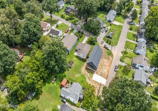 26th image of 2705 Spencer St, Knoxville, TN 37917 | MLS# 1352361