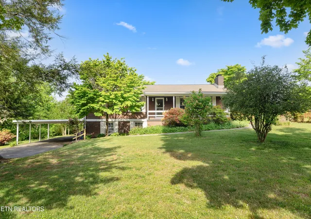 2nd image of 1141 Sanders Rd, Knoxville, TN 37923 | MLS# 1352395