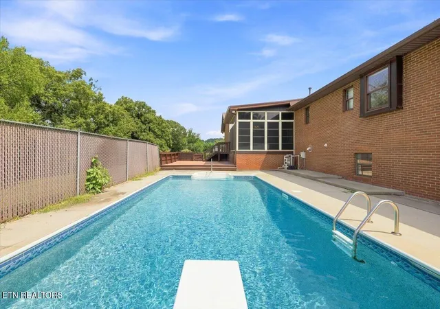 4th image of 4031 Peace Dr, Morristown, TN 37814 | MLS# 1352554