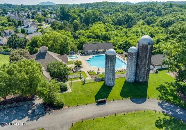 49th image of 4845 Stoneyhurst Ln, Knoxville, TN 37918 | MLS# 1352383