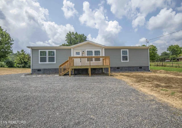 1st image of 6521 Lambent Ln, Knoxville, TN 37918 | MLS# 1352473