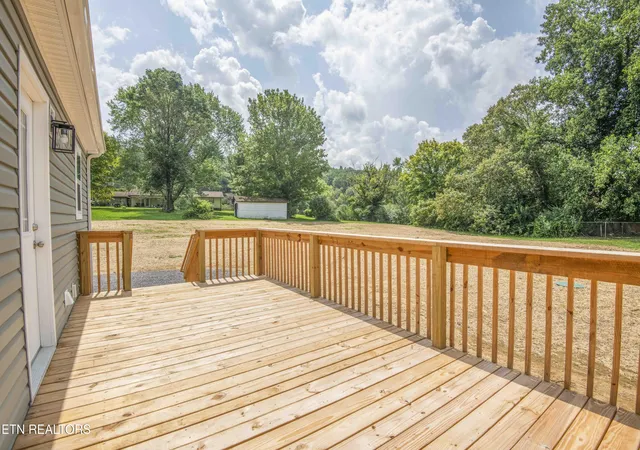 2nd image of 6521 Lambent Ln, Knoxville, TN 37918 | MLS# 1352473