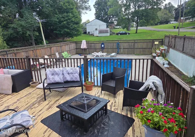 image of 1107 Vermont Ave, Etowah, TN 37331 | MLS# 1352396