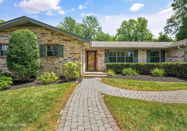 1st image of 116 Essex Dr, Knoxville, TN 37922 | MLS# 1352496