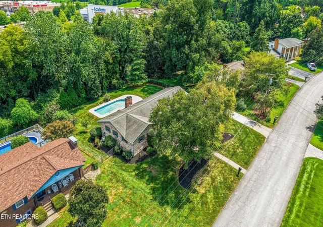 47th image of 116 Essex Dr, Knoxville, TN 37922 | MLS# 1352496