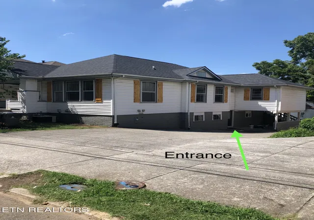 2nd image of 109/115 E Glenwood Ave, Knoxville, TN 37917 | MLS# 1352518