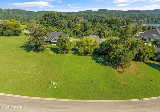 1st image of 1520 Eagle Pt Dr, Loudon, TN 37774 | MLS# 1352471