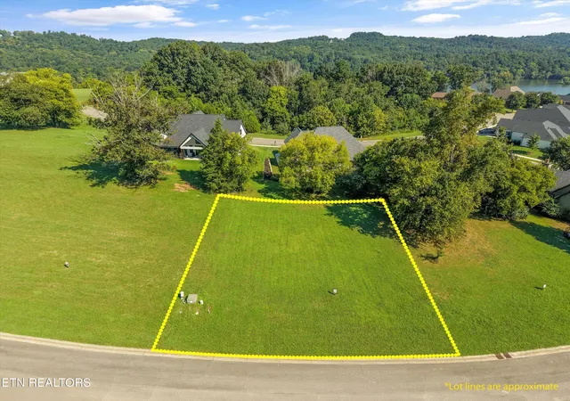 2nd image of 1520 Eagle Pt Dr, Loudon, TN 37774 | MLS# 1352471