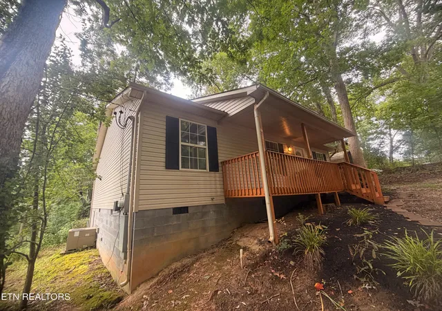 26th image of 498 Nw Bazel Rd, Harriman, TN 37748 | MLS# 1352517