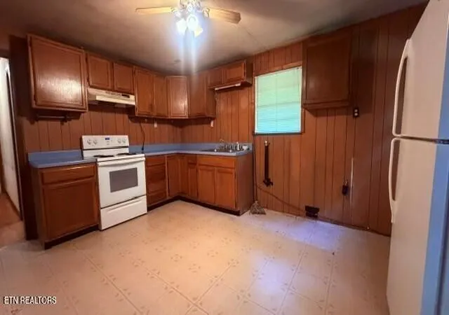 Photo 3 of Sale Pending at 937 Misty Valley Rd, Friendsville, TN 37737 | MLS# 1352503 | Listing updated on 2026-09-21