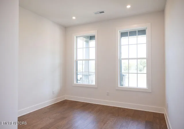 4th image of 894 Black Bear Cir, Loudon, TN 37774 | MLS# 1352532