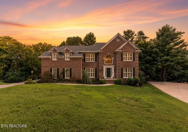 1st image of 10320 Castlebridge Ct, Knoxville, TN 37922 | MLS# 1352515