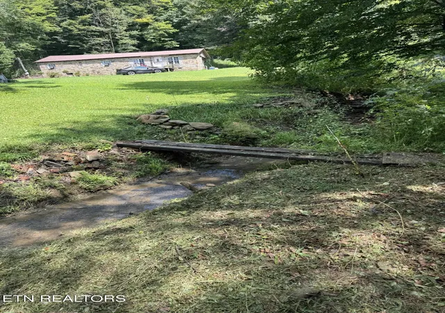 48th image of 557 Half Moon Rd, Oliver Springs, TN 37840 | MLS# 1352566