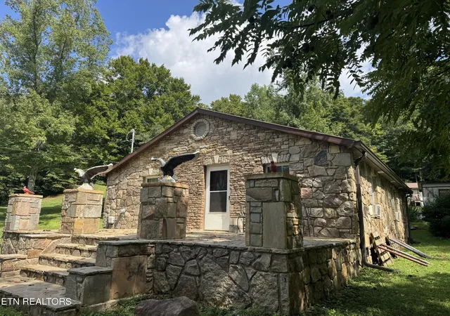 4th image of 557 Half Moon Rd, Oliver Springs, TN 37840 | MLS# 1352566