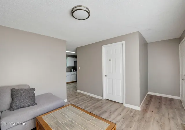 Photo 4 of Single family home for sale at 2640 Wilson Ave, Knoxville, TN 37914 | MLS# 1352544 | Listing updated on 2026-09-22