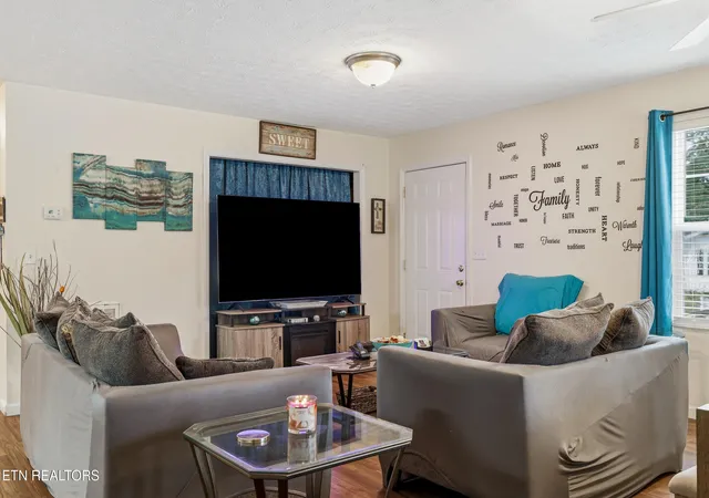 Photo 3 of Single family home for sale at 4415 W Martin Ml Pike, Knoxville, TN 37920 | MLS# 1352549 | Listing updated on 2026-08-20