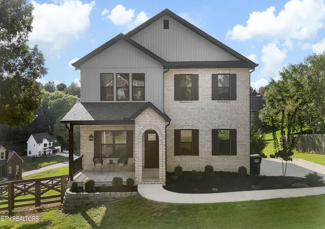 2nd image of 1007 Crown Ridge Ln, Powell, TN 37849 | MLS# 1352546
