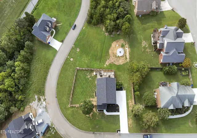 4th image of 1007 Crown Ridge Ln, Powell, TN 37849 | MLS# 1352546
