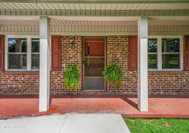 3rd image of 3625 N Fountaincrest Dr, Knoxville, TN 37918 | MLS# 1352556