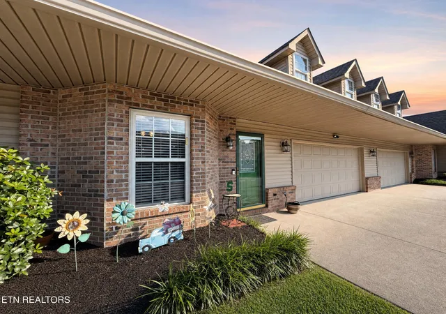 Photo 2 of Condo for sale at 1022 Silver Creek Ln #UNIT 4, Maryville, TN 37804 | MLS# 1353716 | Listing updated on 2026-09-11