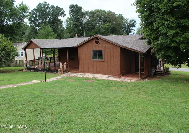 Photo 2 of Single family home for sale at 301 Mahala Rd, Sweetwater, TN 37874 | MLS# 1353710 | Listing updated on 2026-08-30