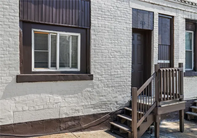 Listing Photo 4 - Condo for sale in building located at 228 Steuben St, Pittsburgh, PA 15534