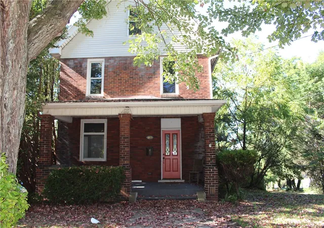 Photo 3 of Sale Pending at 604 W 4th Avenue, Derry, PA 15627 | MLS# 1723866 | Listing updated on 2026-08-24