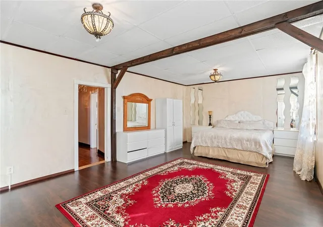 Listing Photo 2 - Condo for sale in building located at 3269 Library Rd, Castle Shannon, PA 15234 - Unit #