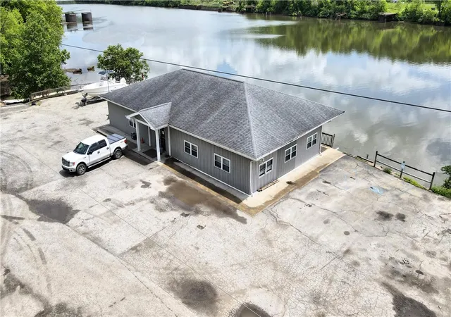 Photo 4 of Sale Pending at 736 Front St, Fredericktown, PA 15333 | MLS# 1727238 | Listing updated on 2026-08-19