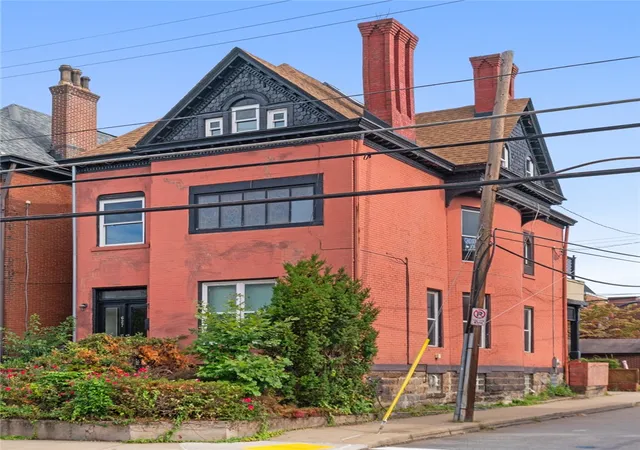 Photo 1 of Single family home for sale at 627 S Aiken Ave, Shadyside, PA 15232 | MLS# 1727726 | Listing updated on 2026-08-24