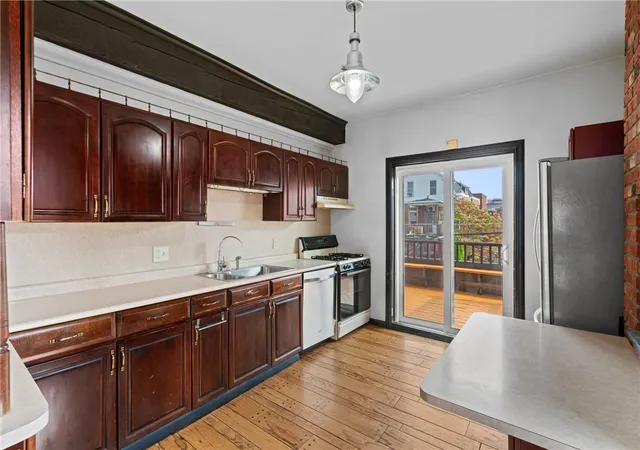 Photo 4 of Single family home for sale at 627 S Aiken Ave, Shadyside, PA 15232 | MLS# 1727726 | Listing updated on 2026-08-24
