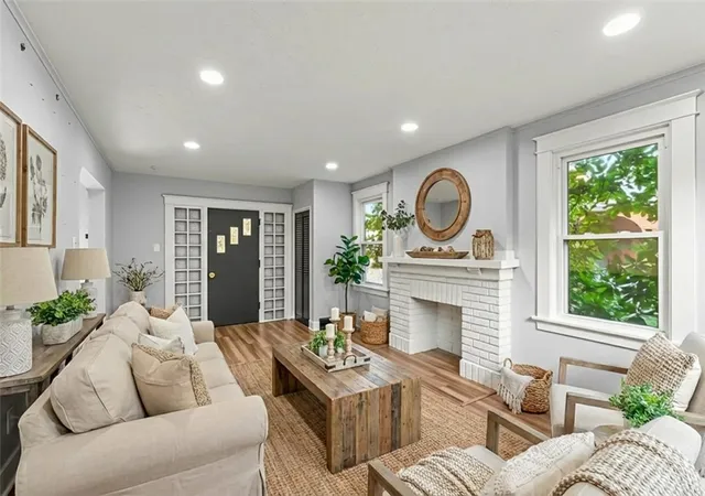 Photo 5 of Single family home for sale at 433 Green St, Homestead, PA 15120 | MLS# 1729917 | Listing updated on 2026-08-17