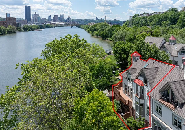 Photo 46 of Townhouse for sale at 88 Waterfront Dr, Pittsburgh, PA 15222 | MLS# 1730319 | Listing updated on 2026-08-09
